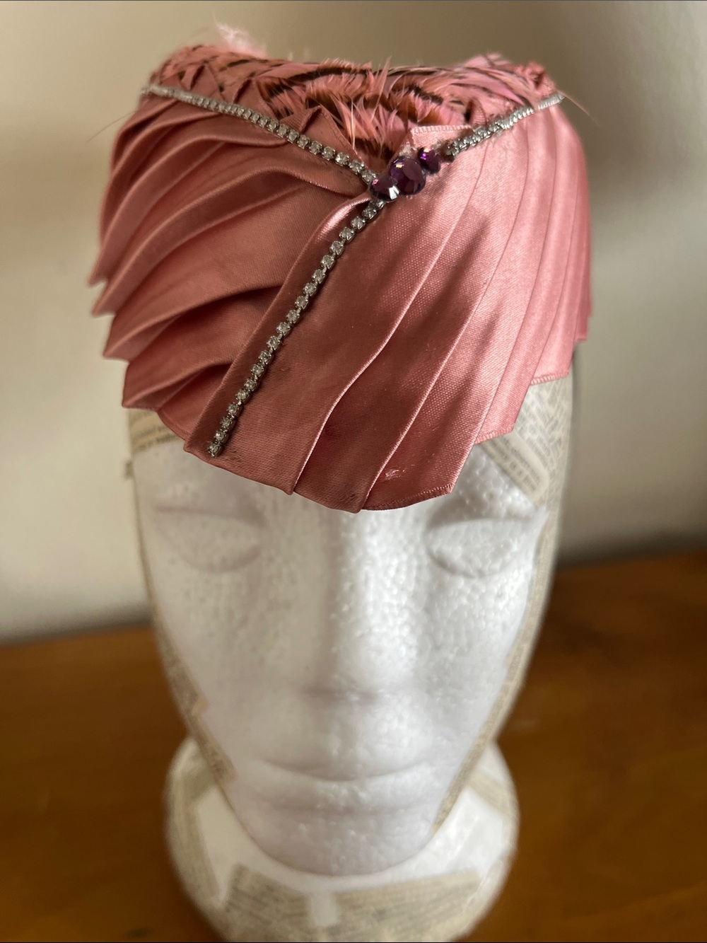 Vintage Elegant Pink Satin Feathered Fascinator Hat